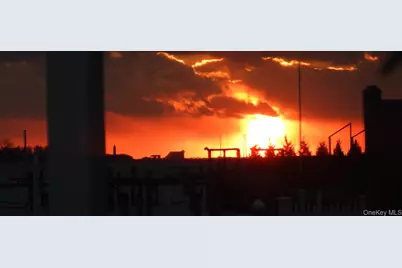 65 Shore Drive S, Copiague, NY 11726 - Photo 21