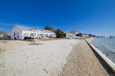 65 Shore Drive S, Copiague, NY 11726 - Photo 23