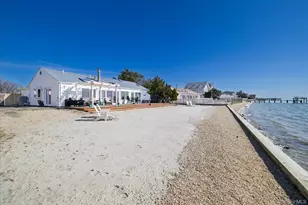 65 Shore Dr S, Copiague, NY 11726 - Photo 23