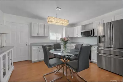 502 Station Road, Bellport, NY 11713 - Photo 5