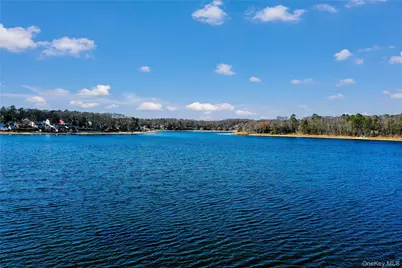 97 Lakeside Trail, Ridge, NY 11961 - Photo 11