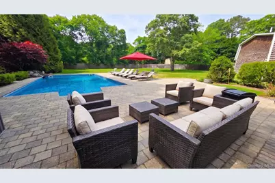 26 Box Tree Road, East Quogue, NY 11942 - Photo 9