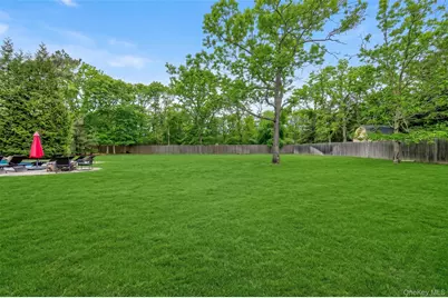 26 Box Tree Road, East Quogue, NY 11942 - Photo 9