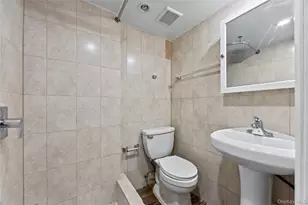 3121 Mickle Ave, Bronx, NY 10469 - Photo 13