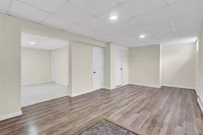 85 Patchogue Avenue, Mastic, NY 11950 - Photo 23