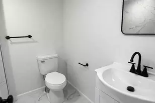 40 Arbour St, West Islip, NY 11795 - Photo 21