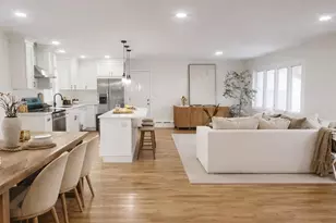 40 Arbour St, West Islip, NY 11795 - Photo 5