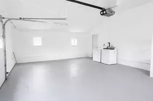 40 Arbour St, West Islip, NY 11795 - Photo 23