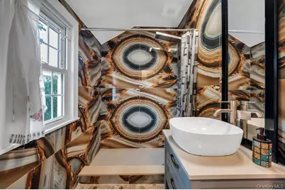 207 N Grove Street, Valley Stream, NY 11580 - Photo 11