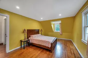 207 N Grove St, Valley Stream, NY 11580 - Photo 13