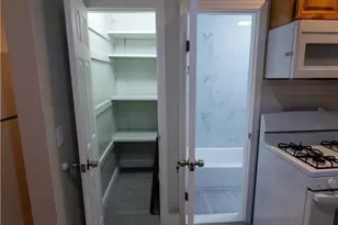 9728 Flatlands Ave, Brooklyn, NY 11236 - Photo 7