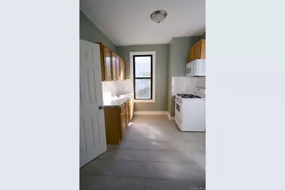 9728 Flatlands Avenue, Brooklyn, NY 11236 - Photo 35