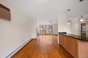 8 Grady Ct, Great Neck, NY 11023 - Photo 13
