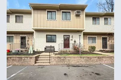 5007 Chelsea Cove N, Hopewell Junction, NY 12533 - Photo 1