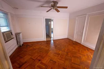 966 E 104th Street, Brooklyn, NY 11236 - Photo 3