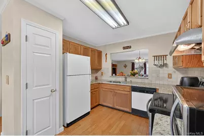 1504 Scarborough Drive, Brewster, NY 10509 - Photo 7