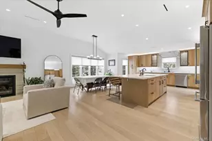 21 Dunhill Rd, New Hyde Park, NY 11040 - Photo 5