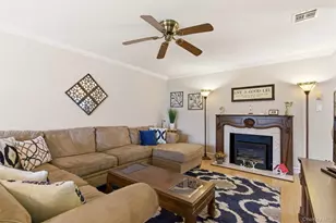 47 Forge Ln, Coram, NY 11727 - Photo 3