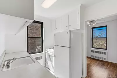 80-35 Springfield Boulevard #6F, Queens Village, NY 11427 - Photo 9