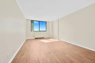 2 Bay Club Dr, Bayside, NY 11360 - Photo 15