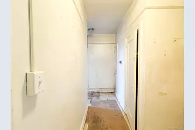 10918 Lefferts Boulevard #B2, Ozone Park, NY 11420 - Photo 9