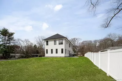 11 Edcris Lane, Huntington, NY 11743 - Photo 21