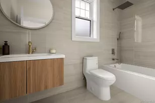 11 Edcris Ln, Huntington, NY 11743 - Photo 19