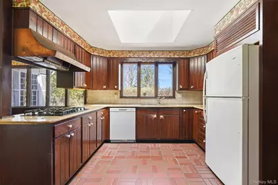 220 Middle Patent Road, Bedford, NY 10506 - Photo 17