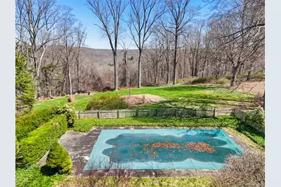 220 Middle Patent Road, Bedford, NY 10506 - Photo 3