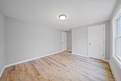 28 Dale Avenue, Riverhead, NY 11901 - Photo 25