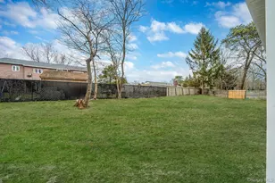 28 Dale Ave, Riverhead, NY 11901 - Photo 9