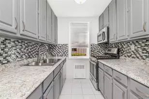 679 Warburton Ave, Yonkers, NY 10701 - Photo 13