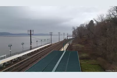 110 Ardsley Avenue W, Greenburgh, NY 10503 - Photo 13