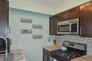 737 Tuckahoe Rd, Yonkers, NY 10710 - Photo 11