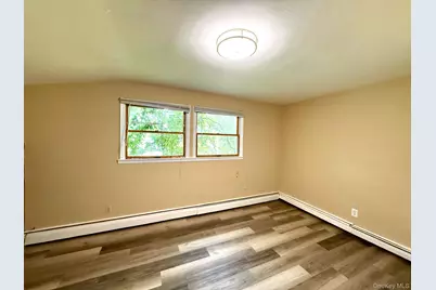 39 University Heights Drive, Stony Brook, NY 11790 - Photo 17