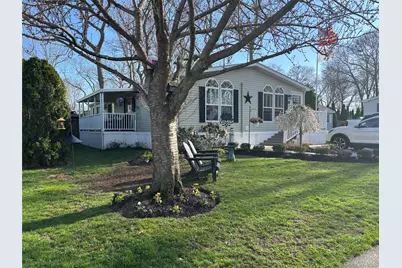 1661 Old Country Road #62, Riverhead, NY 11901 - Photo 33