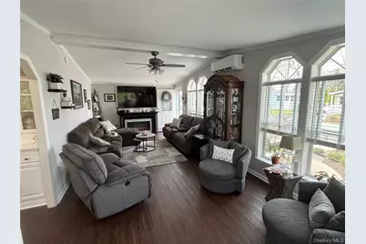 1661 Old Country Road #62, Riverhead, NY 11901 - Photo 3