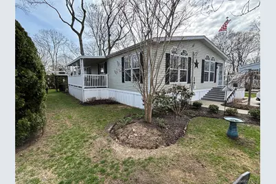 1661 Old Country Road #62, Riverhead, NY 11901 - Photo 1