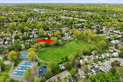 325 Frank Avenue, Mamaroneck, NY 10543 - Photo 27