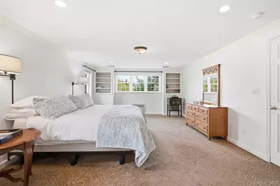 325 Frank Avenue, Mamaroneck, NY 10543 - Photo 17