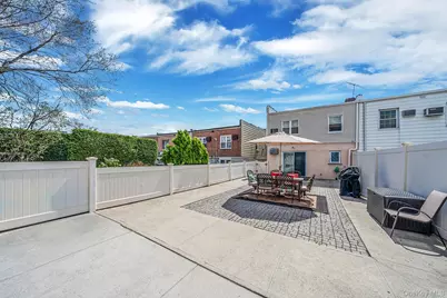 8605 77th Avenue, Glendale, NY 11385 - Photo 27