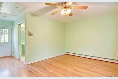 61 Kathwood Road, White Plains, NY 10607 - Photo 17