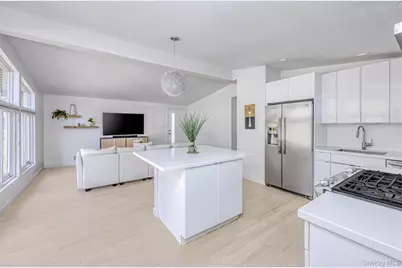 16 S Lexow Avenue, Nanuet, NY 10954 - Photo 7