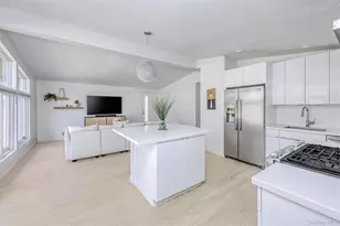 16 S Lexow Ave, Nanuet, NY 10954 - Photo 7