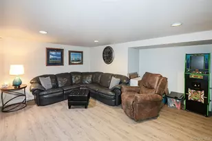 921 Ilse Ct, North Bellmore, NY 11710 - Photo 25