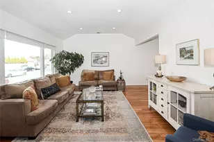 921 Ilse Ct, North Bellmore, NY 11710 - Photo 5