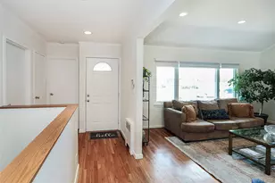 921 Ilse Ct, North Bellmore, NY 11710 - Photo 3