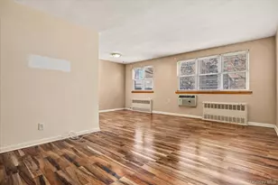 52-63 65th Pl, Maspeth, NY 11378 - Photo 7