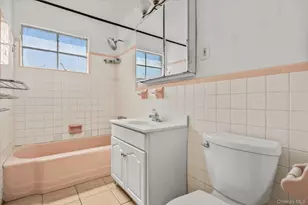 52-63 65th Pl, Maspeth, NY 11378 - Photo 9