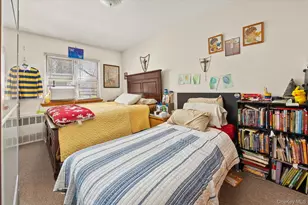 52-63 65th Pl, Maspeth, NY 11378 - Photo 17